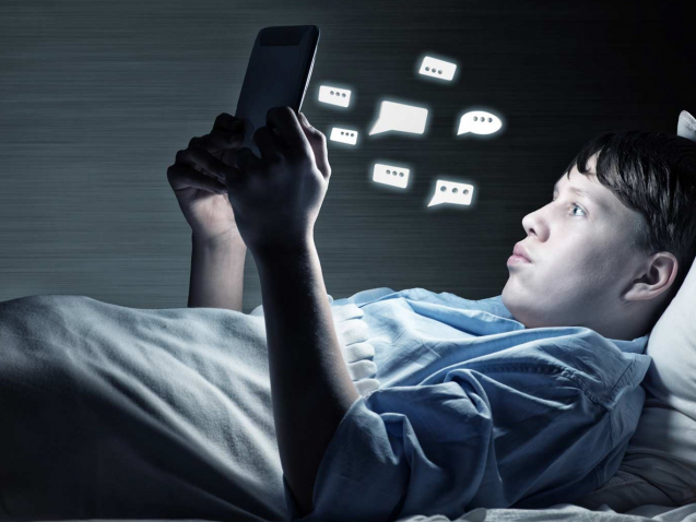 veritas-psicologia-adiccion-redes-sociales